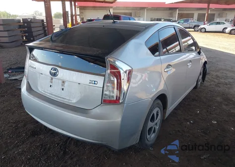 2013 Toyota Prius Three из США, поврежденный, VIN JTDKN3DU2D5585116